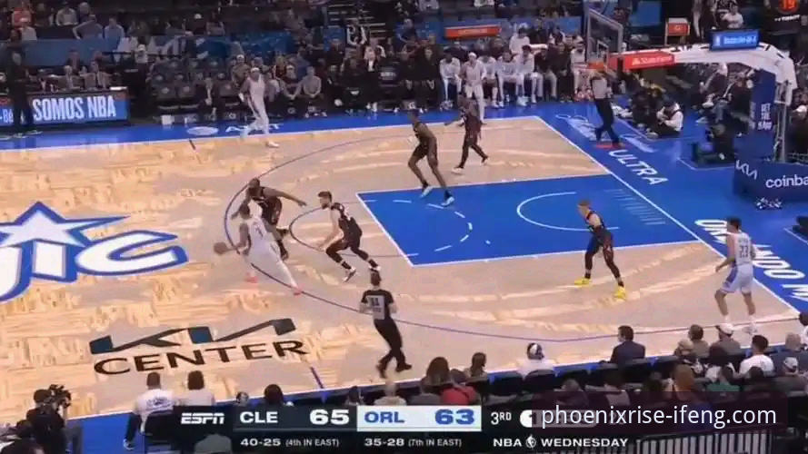 凤凰体育足球直播 从数据流到战术板:凤凰体育2026版如何深度解析骑士对魔术的攻防博弈